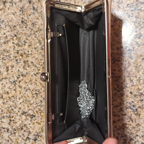 Vintage ivory purse - Picture 3 of 3